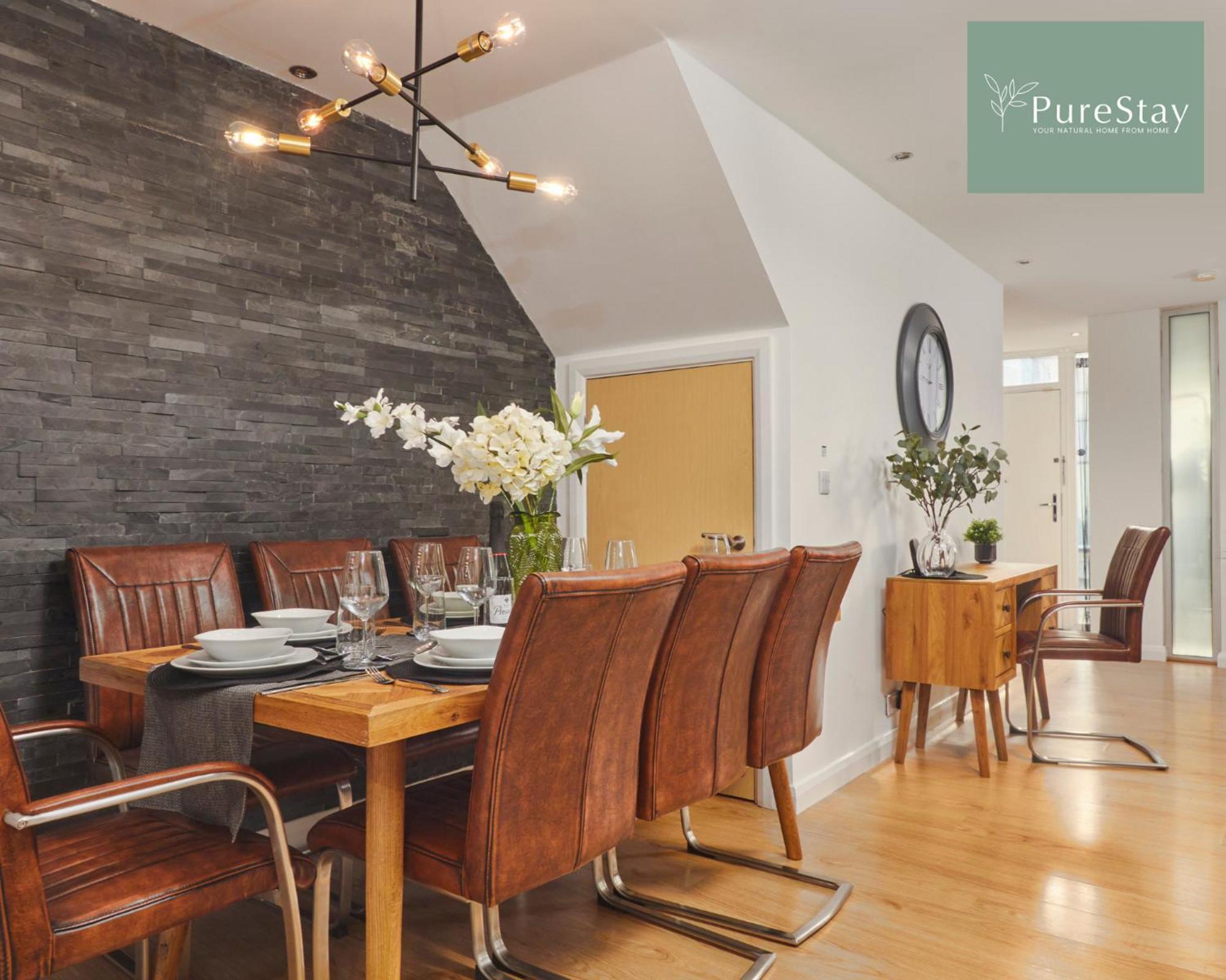 Superb House Manchester Near Etihad With Free Parking Sleeps 8 Exterior foto