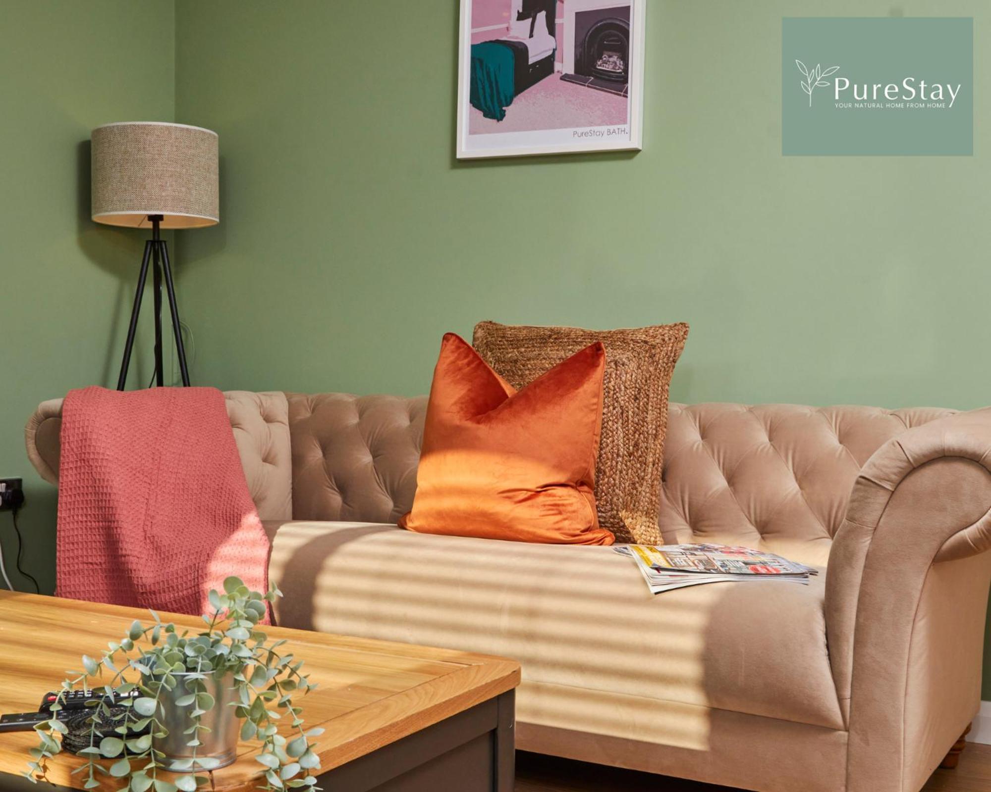 Superb House Manchester Near Etihad With Free Parking Sleeps 8 Exterior foto